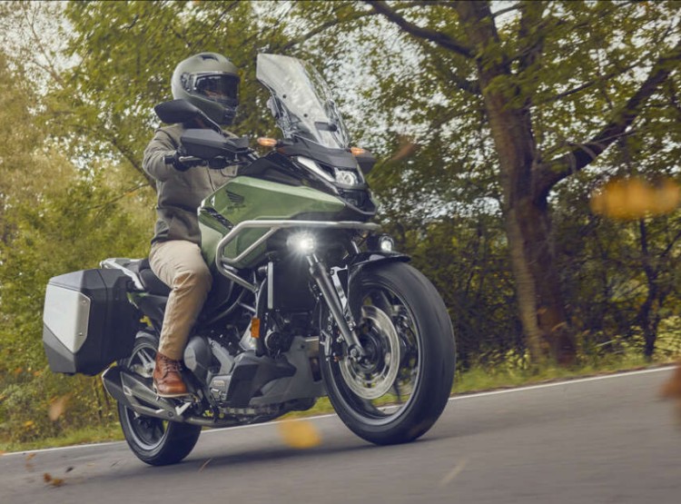 MOTO PODZIMNÍ KAMPAŇ - PŘÍSLUŠENSTVÍ