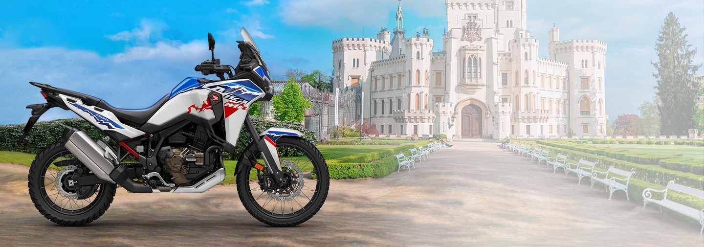 POSEZÓNNÍ VÝPRODEJ!<br>AFRICA TWIN DCT<br>