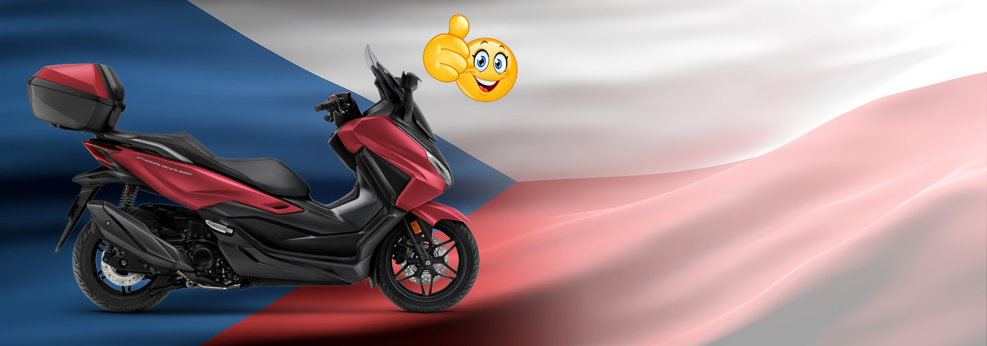 SAMETOVÁ ZIMNÍ JÍZDA:<br>CENY KLOUŽOU DOLŮ!<br>HONDA FORZA 350<br>