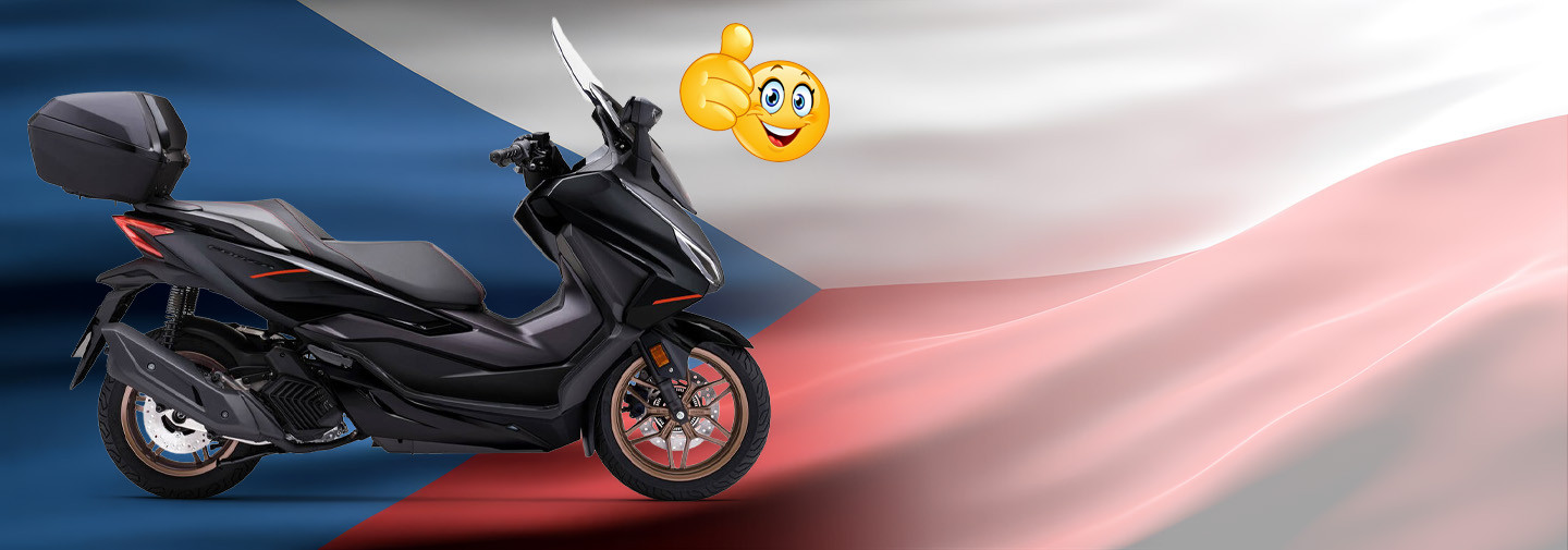 SAMETOVÁ ZIMNÍ JÍZDA:<br>CENY KLOUŽOU DOLŮ!<br>HONDA FORZA 125<br>
