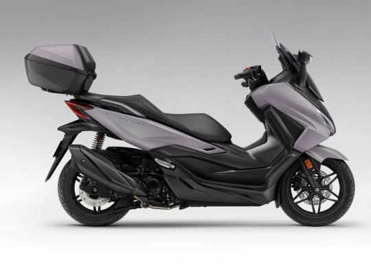 553309_26YM_Honda_Forza_350.jpg