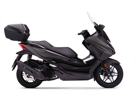 553269_26YM_HONDA_Forza_125.jpg
