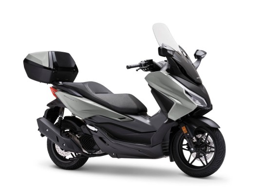 553275_26YM_HONDA_Forza_125.jpg