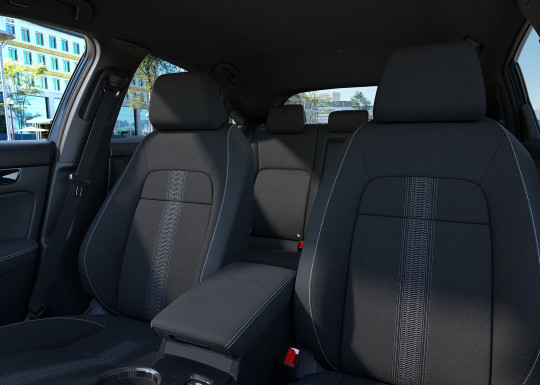 27YM_Civic_ELEGANCE_EU_Black2_seats.jpg