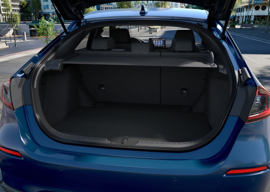 27YM_Civic_ELEGANCE_EU_B_645P_boot.jpg