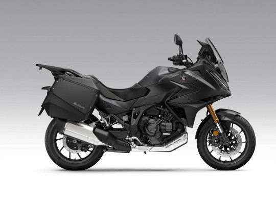 584928_27YM_HONDA_NT1100_NT1100_Electronic_Suspension.jpg