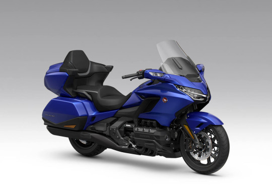 588003_27YM_Honda_GL1800_Gold_Wing_Tour.jpg