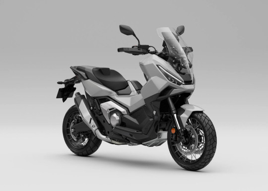 583366_27YM_Honda_X-ADV.jpg