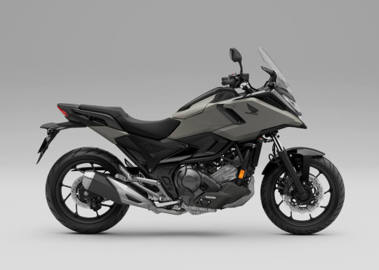 583381_27YM_Honda_NC750X.jpg