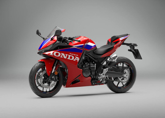 590079_27YM_Honda_CBR500R_FOUR.jpg