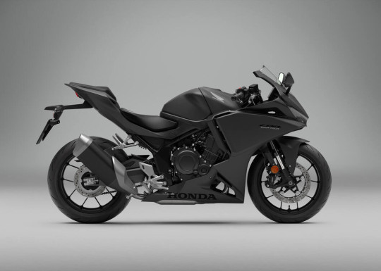 590086_27YM_Honda_CBR500R_FOUR.jpg