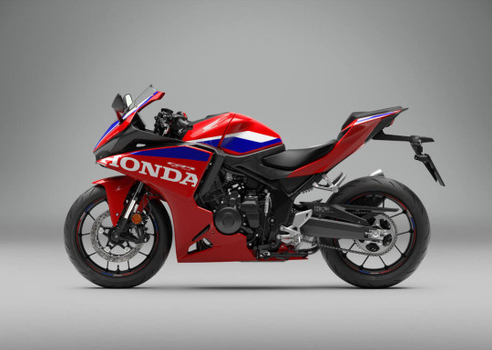590080_27YM_Honda_CBR500R_FOUR.jpg