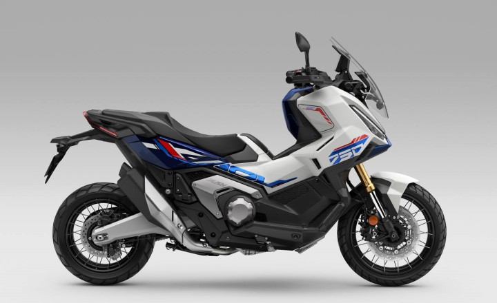 541448_26YM_HONDA_X-ADV.jpg