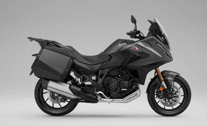 548540_26YM_HONDA_NT1100_NT1100_Electronic_Suspension.jpg