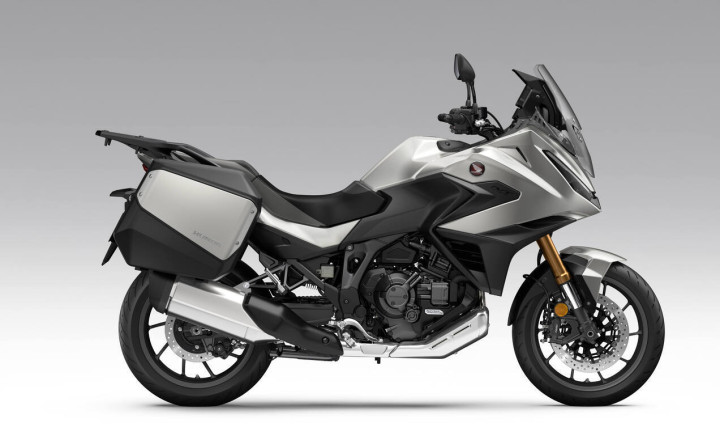 584937_27YM_HONDA_NT1100_NT1100_Electronic_Suspension.jpg